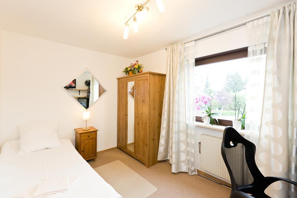 Bed And Breakfast Zeevat Múnich Habitación foto