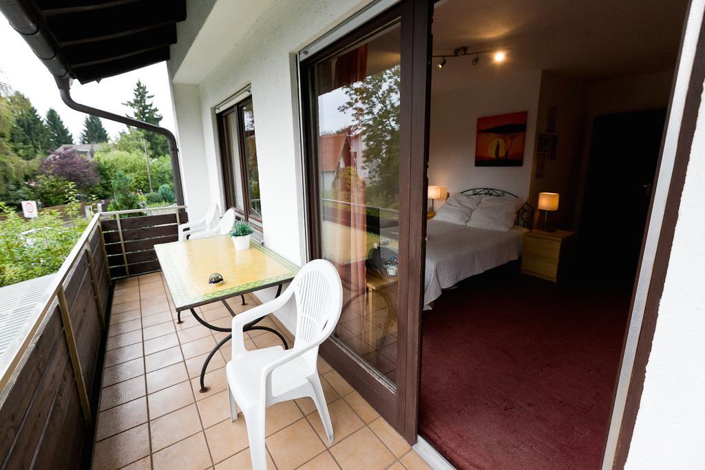 Bed And Breakfast Zeevat Múnich Habitación foto